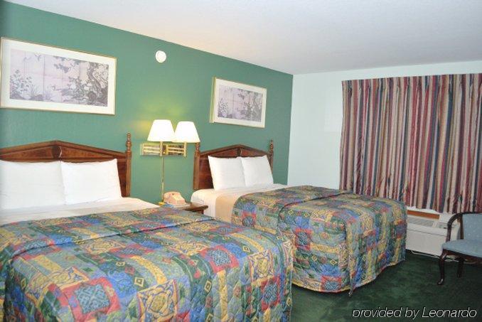 Royal Inn Hudson I-94 Ngoại thất bức ảnh