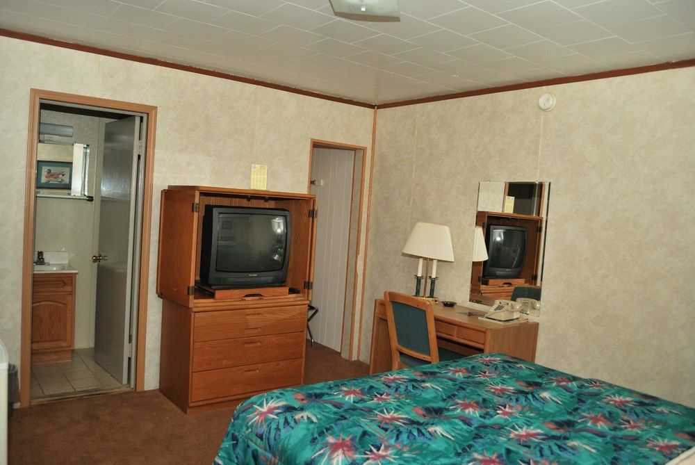 Royal Inn Hudson I-94 Ngoại thất bức ảnh