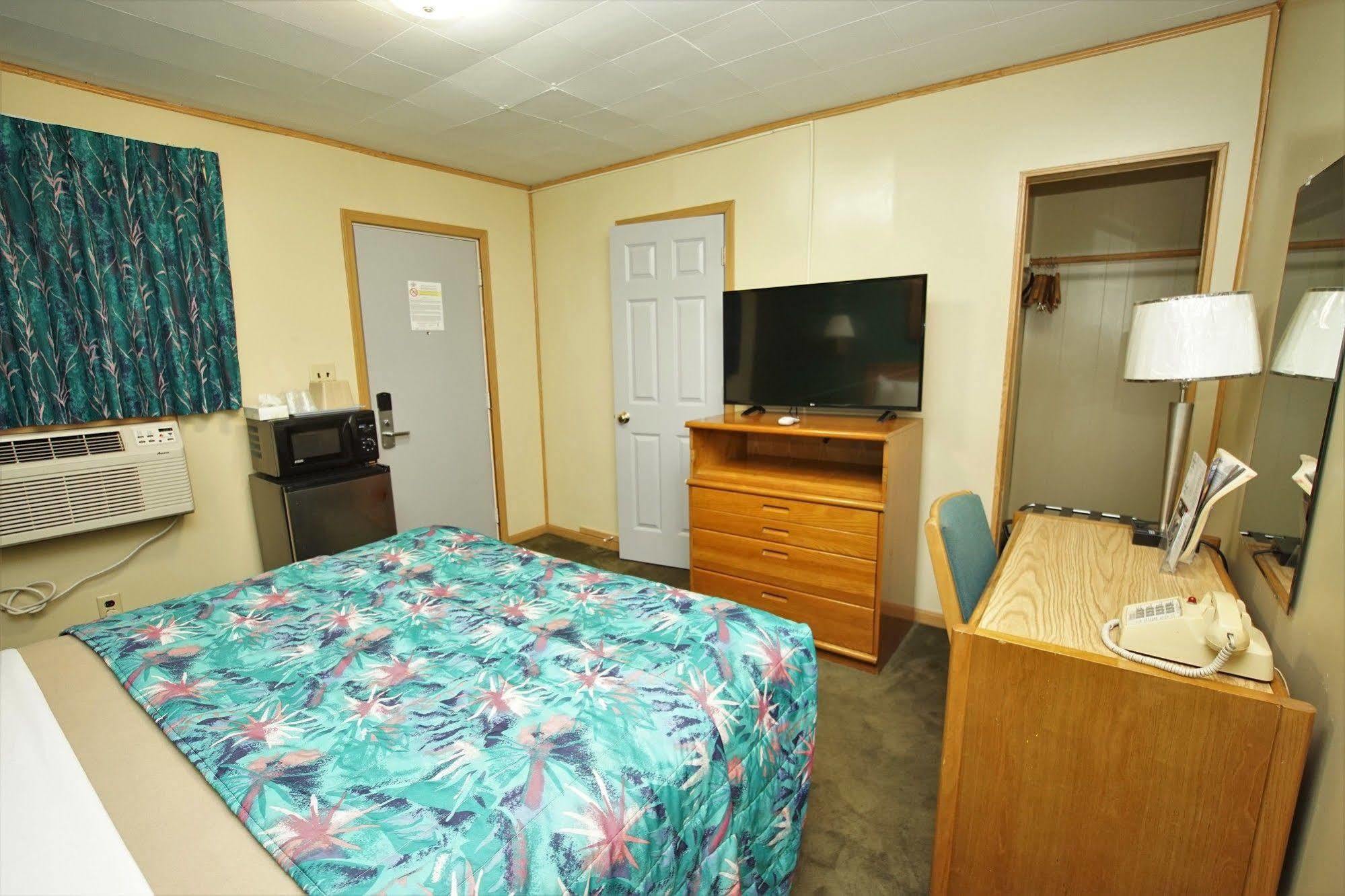 Royal Inn Hudson I-94 Ngoại thất bức ảnh