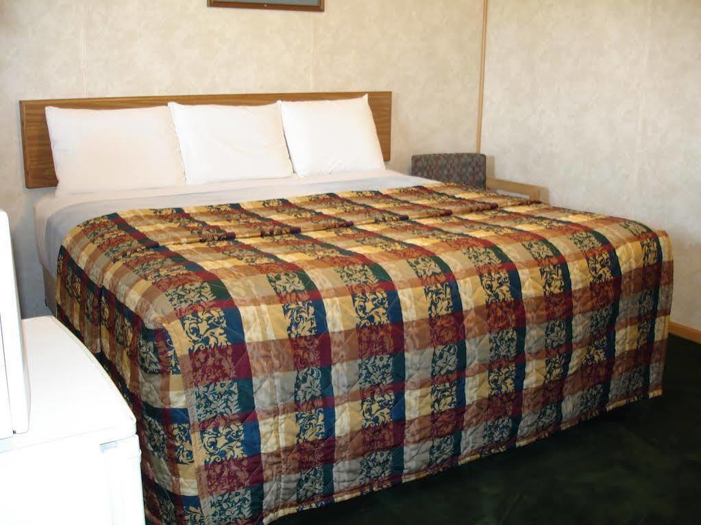 Royal Inn Hudson I-94 Ngoại thất bức ảnh