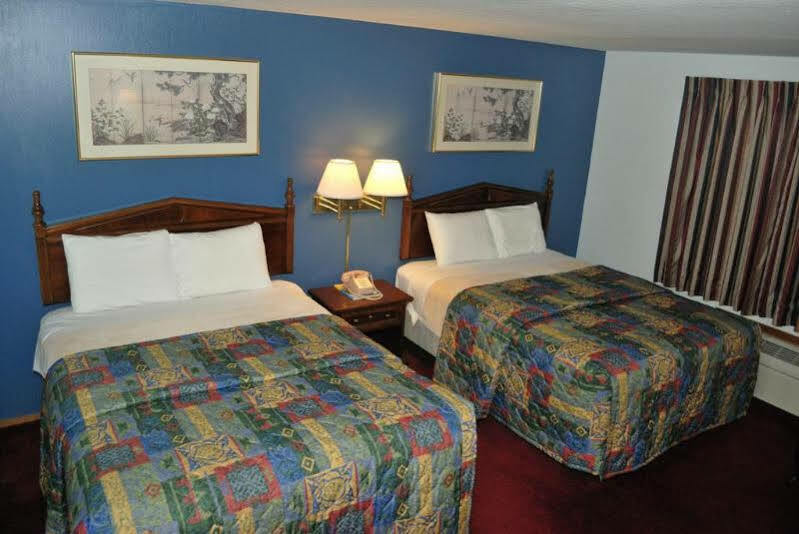 Royal Inn Hudson I-94 Ngoại thất bức ảnh